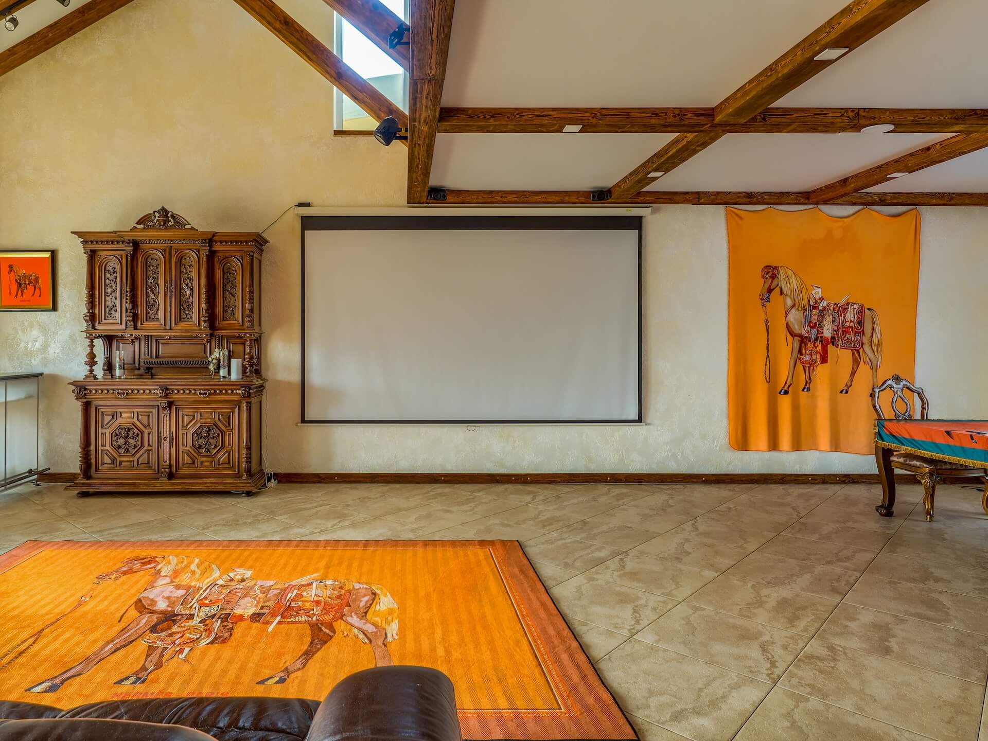Retro room